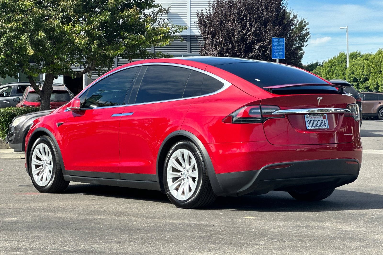 Used 2020 Tesla Model X Long Range AWD/4WD image 6