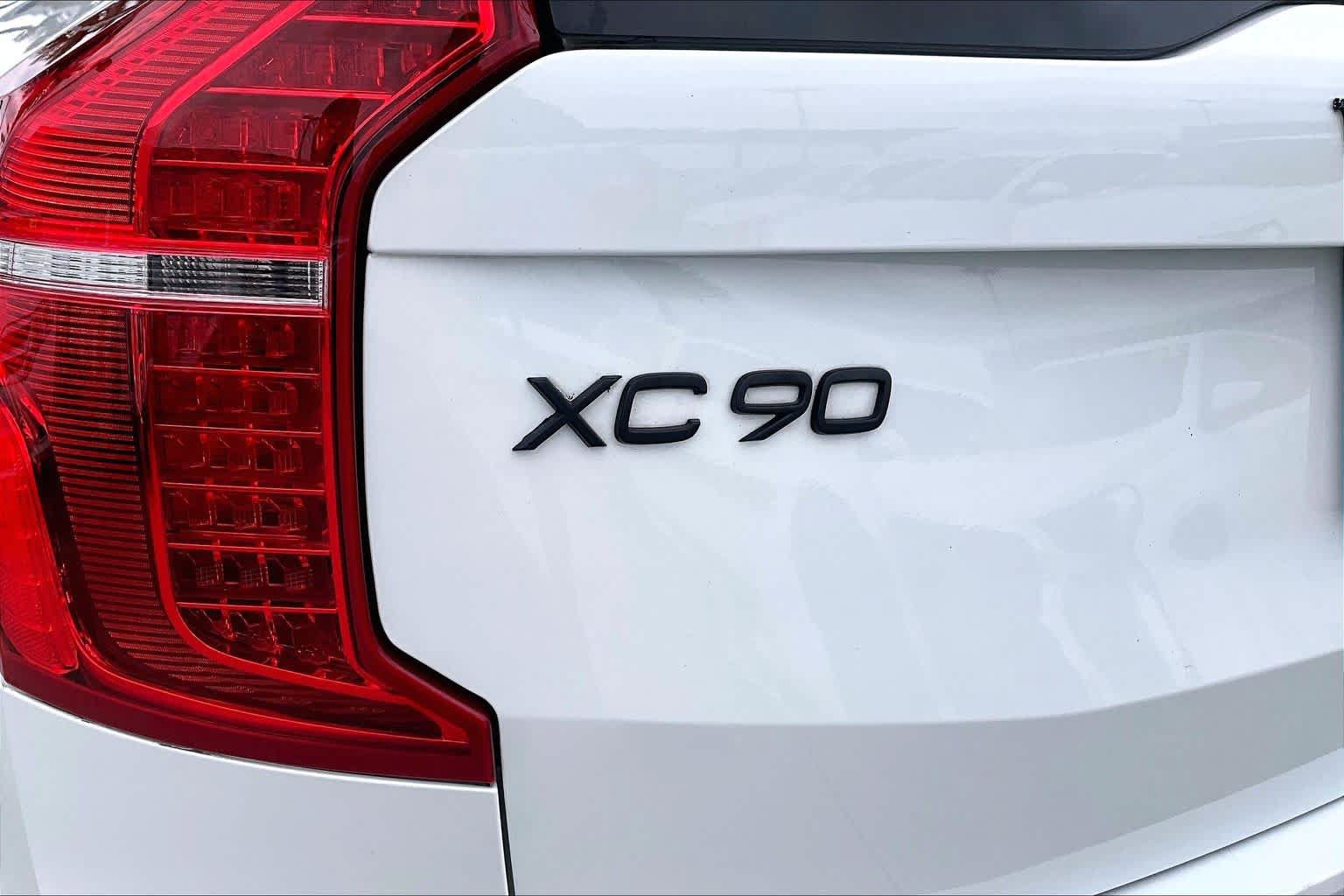 Used 2019 Volvo XC90 T6 R-Design w/ Advanced Package AWD/4WD image 9