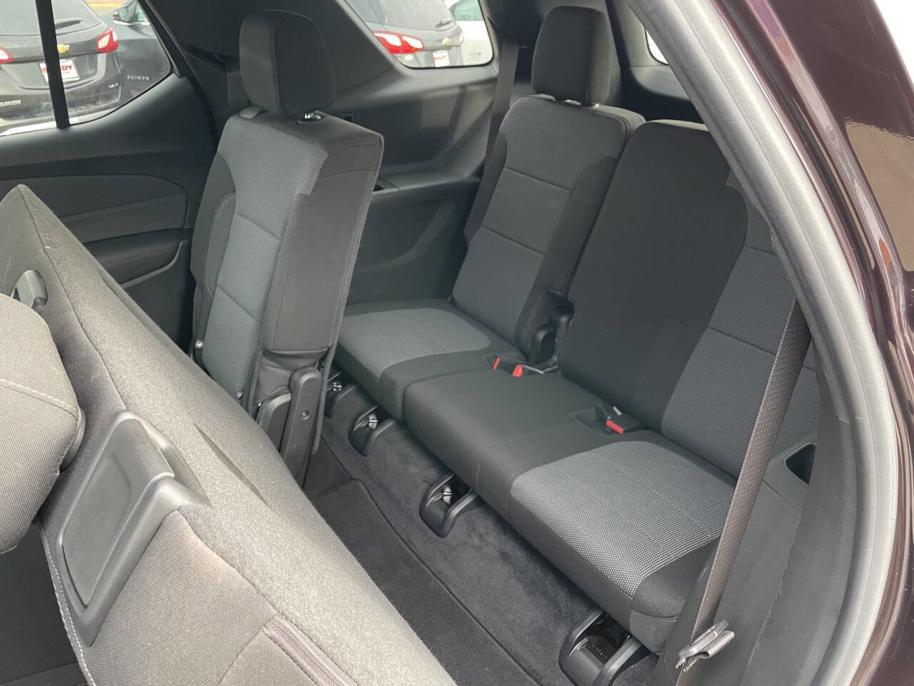 Used 2022 Chevrolet Traverse LT image 31