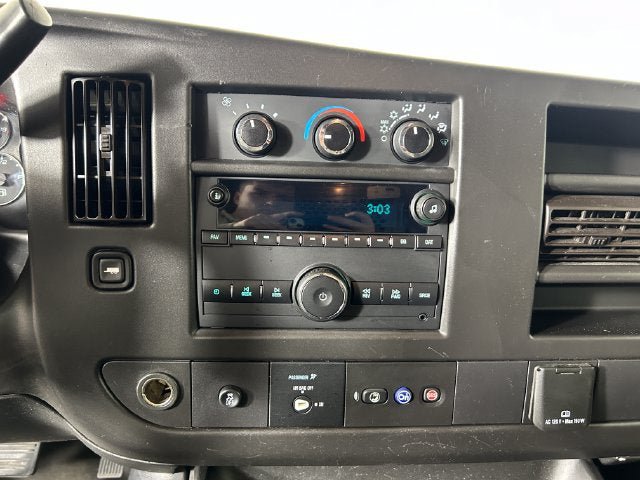 Used 2019 Chevrolet Express 3500 w/ Driver Convenience Package RWD image 21