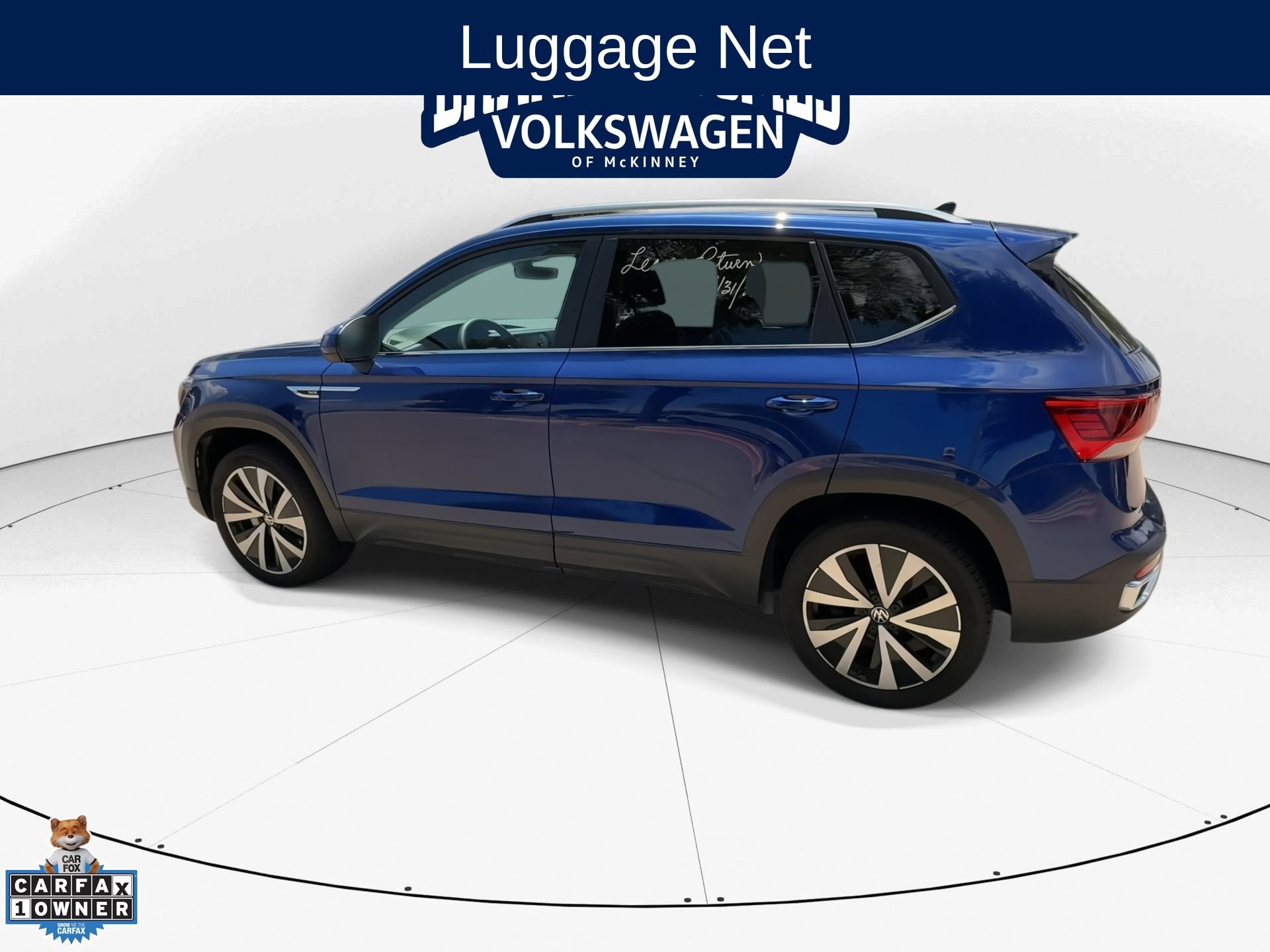 Used 2023 Volkswagen Taos SE w/ Panoramic Sunroof Package FWD image 6