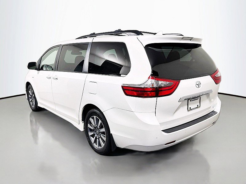 Used 2020 Toyota Sienna Limited Premium image 5