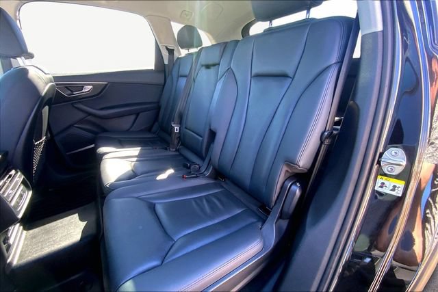 Used 2022 Audi Q7 3.0T Prestige AWD/4WD image 18