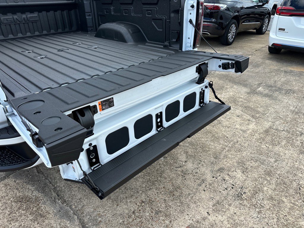 New 2025 GMC Sierra 2500 AT4 w/ AT4 Premium Plus Package image 21