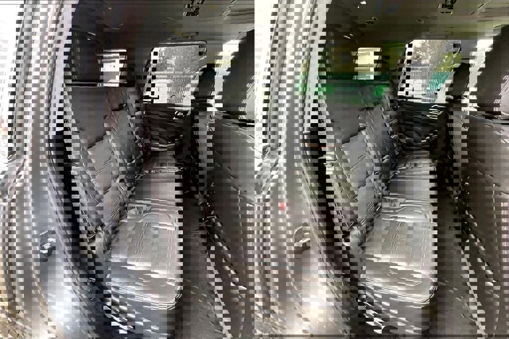 Used 2018 GMC Yukon Denali w/ Open Road Package image 20