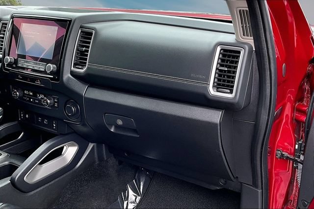Certified 2024 Nissan Frontier SL RWD image 26