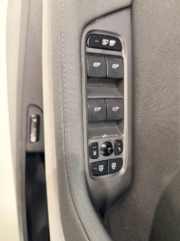 Used 2022 Polestar Polestar 2 w/ Performance Package AWD/4WD image 33