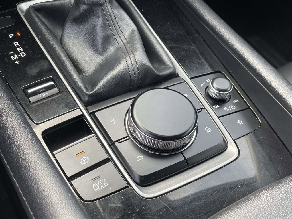 Used 2024 MAZDA MAZDA3 s image 18