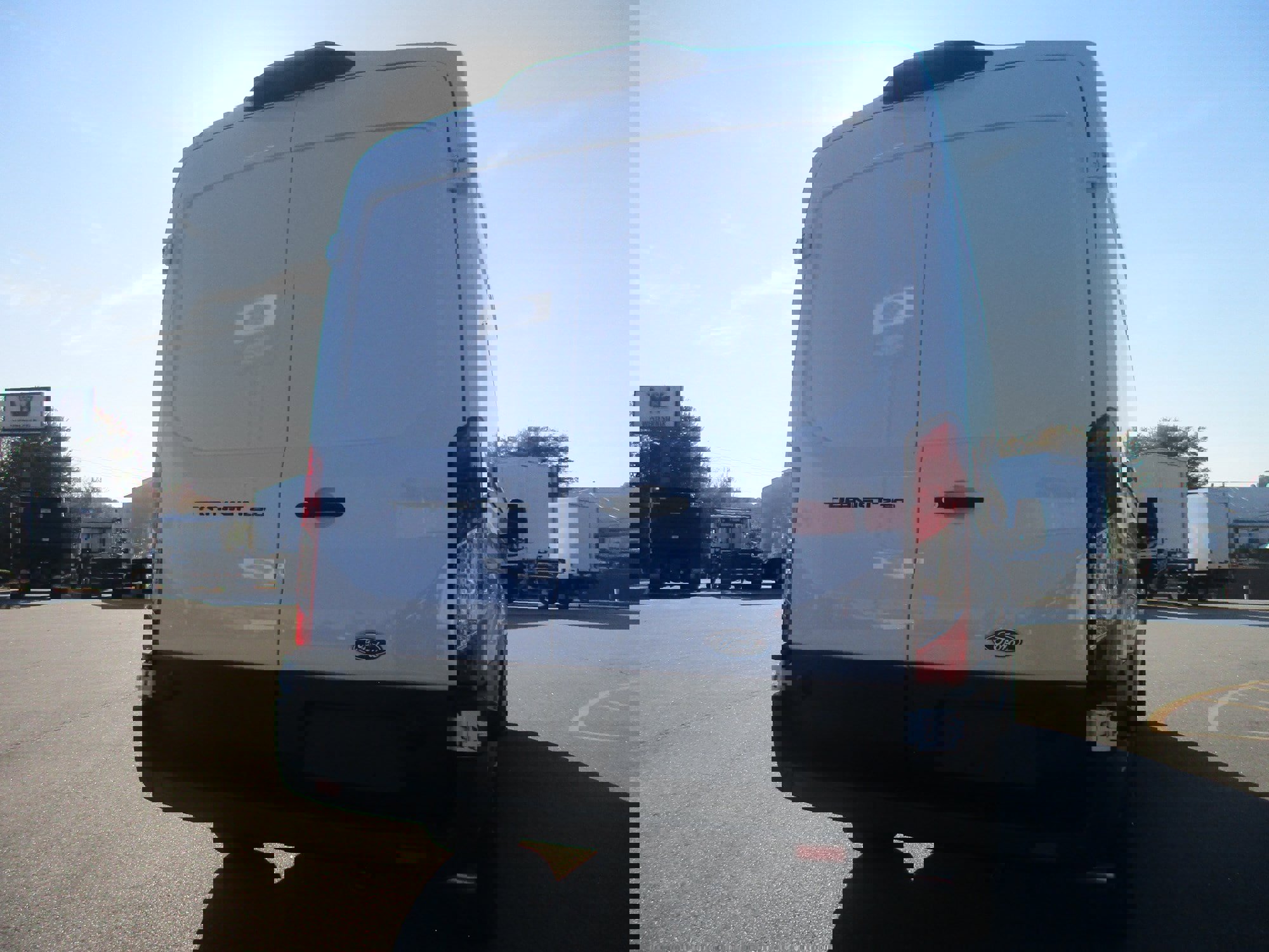 New 2026 Ford Transit 250 148 Medium Roof image 5