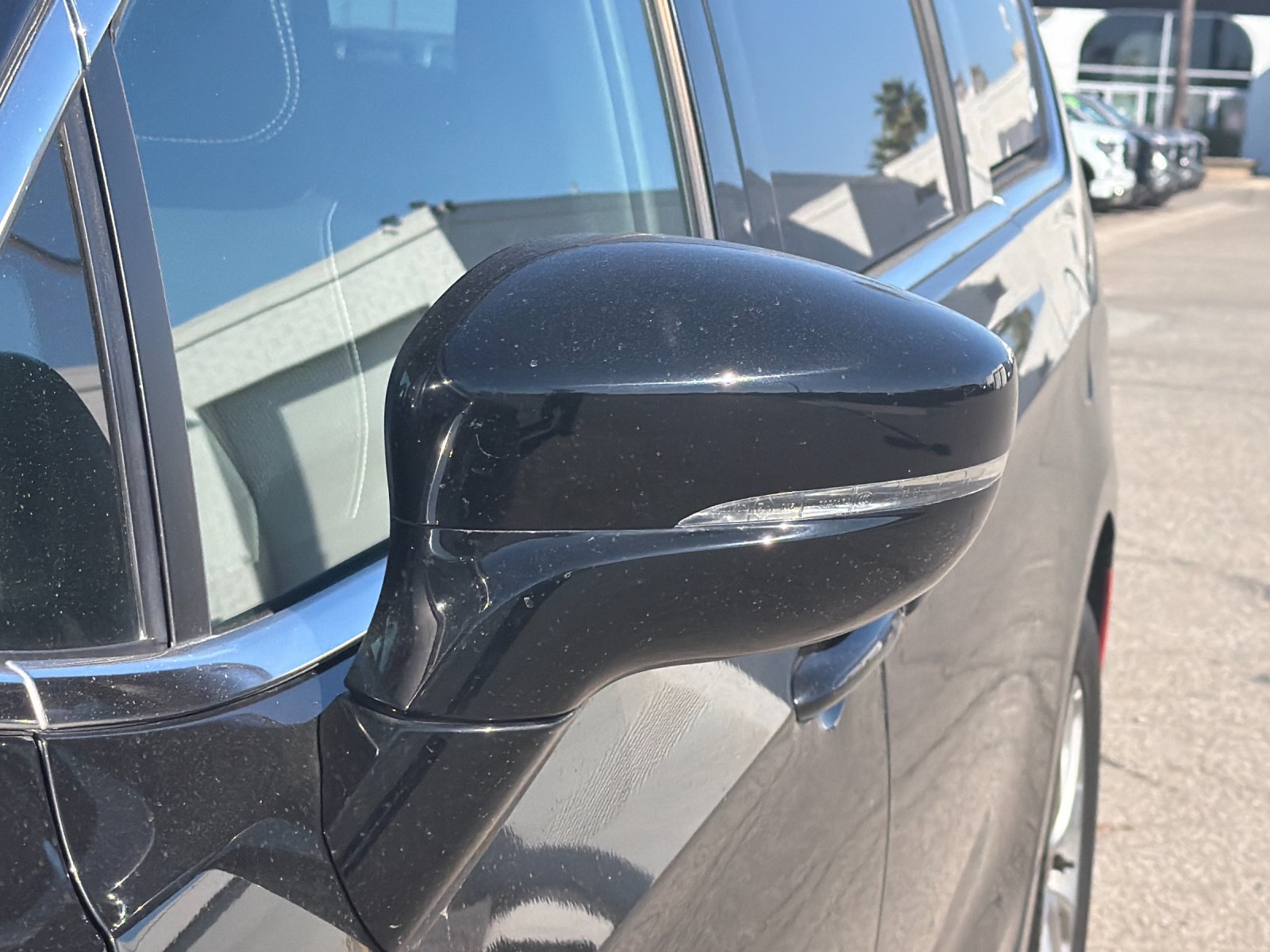 Used 2026 Chrysler Pacifica Limited FWD image 40