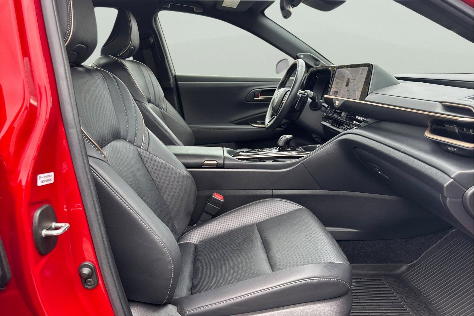 Used 2024 Toyota Crown Platinum image 19