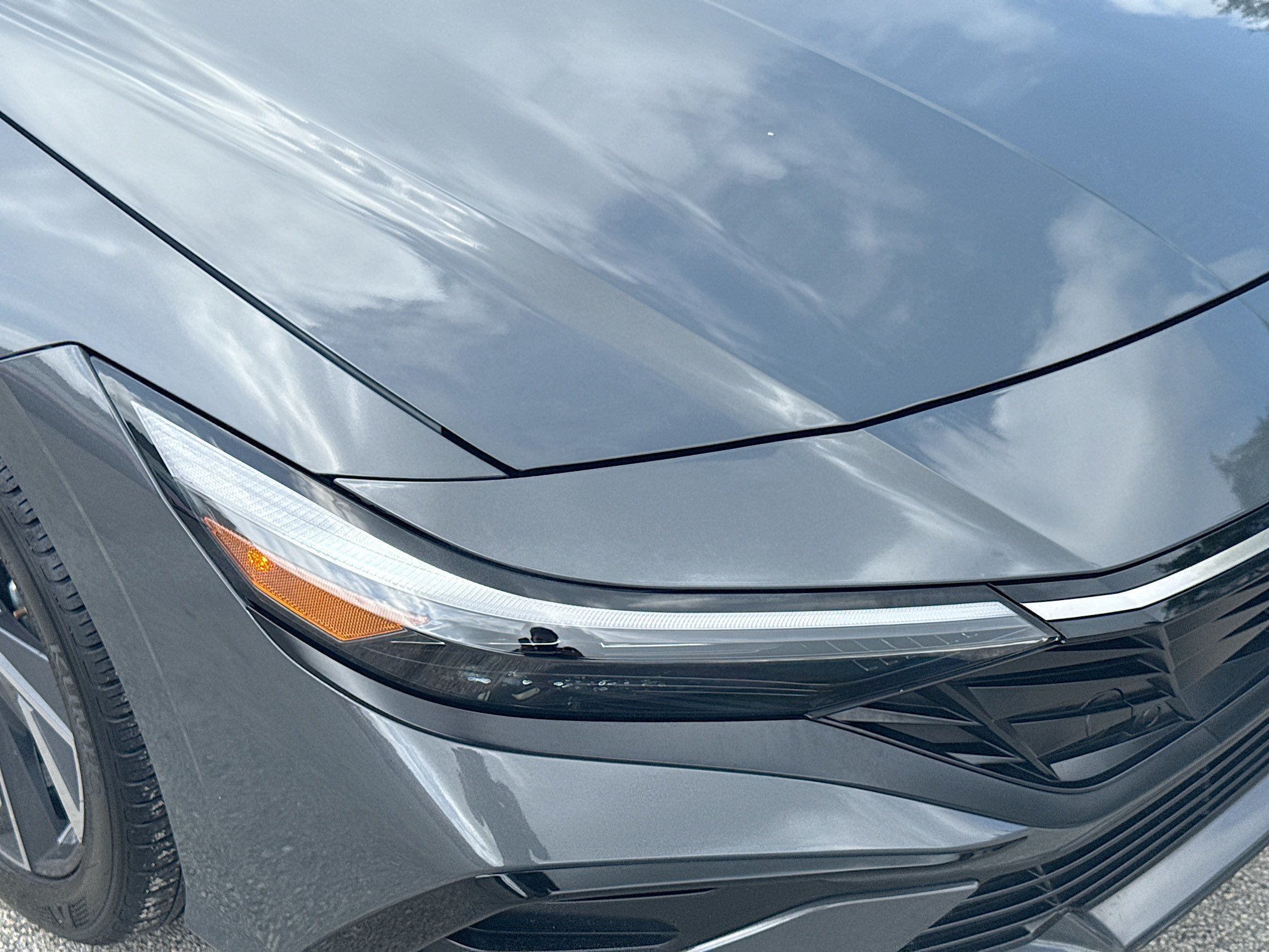 Used 2025 Hyundai Elantra SEL FWD image 32