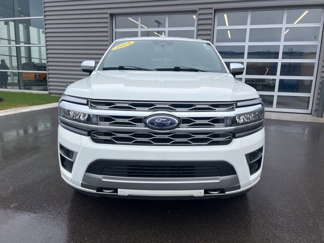 Used 2024 Ford Expedition Platinum image 2