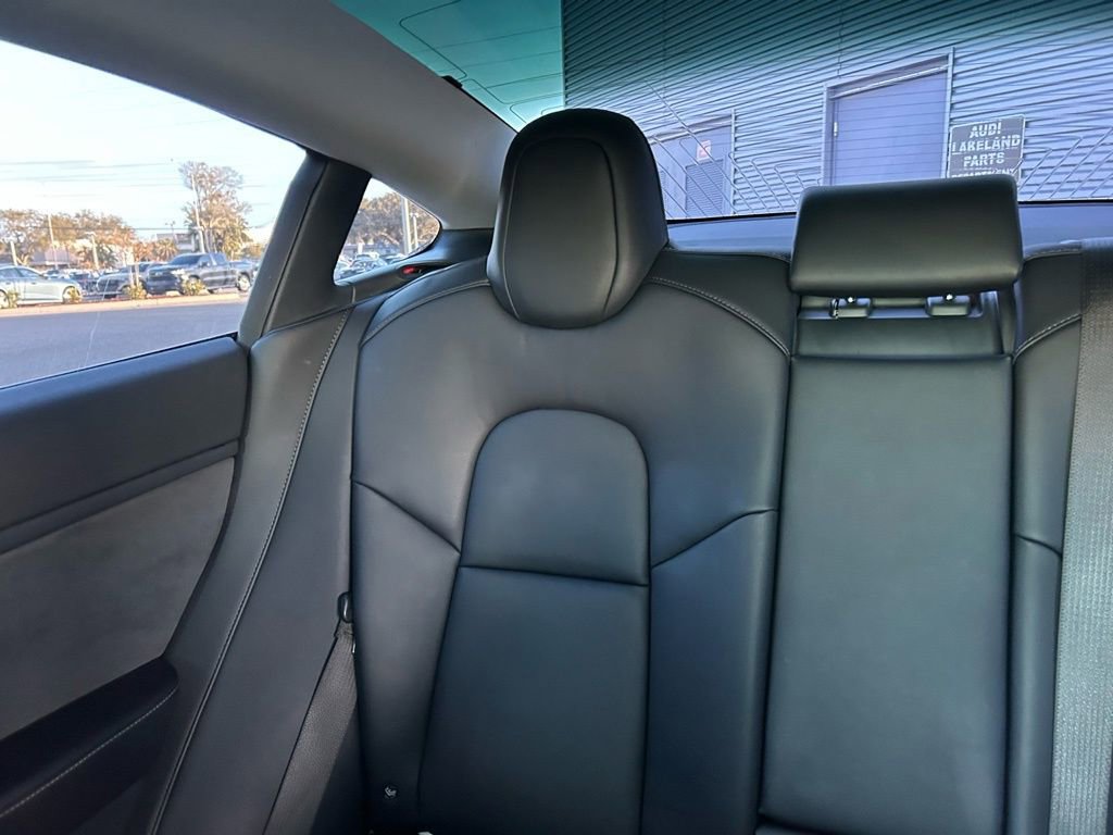 Used 2018 Tesla Model 3 image 12