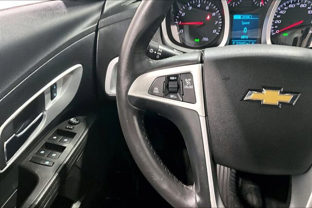 Used 2017 Chevrolet Equinox LT w/ Convenience Package image 11