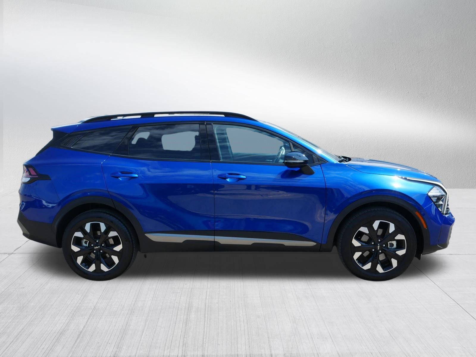 Certified 2023 Kia Sportage X-Line w/ X-Line Premium Package image 8