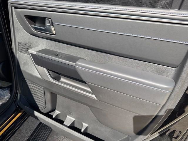 Used 2025 Toyota Tundra Platinum image 19