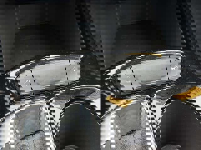 Used 2025 Chevrolet Trax LT image 27