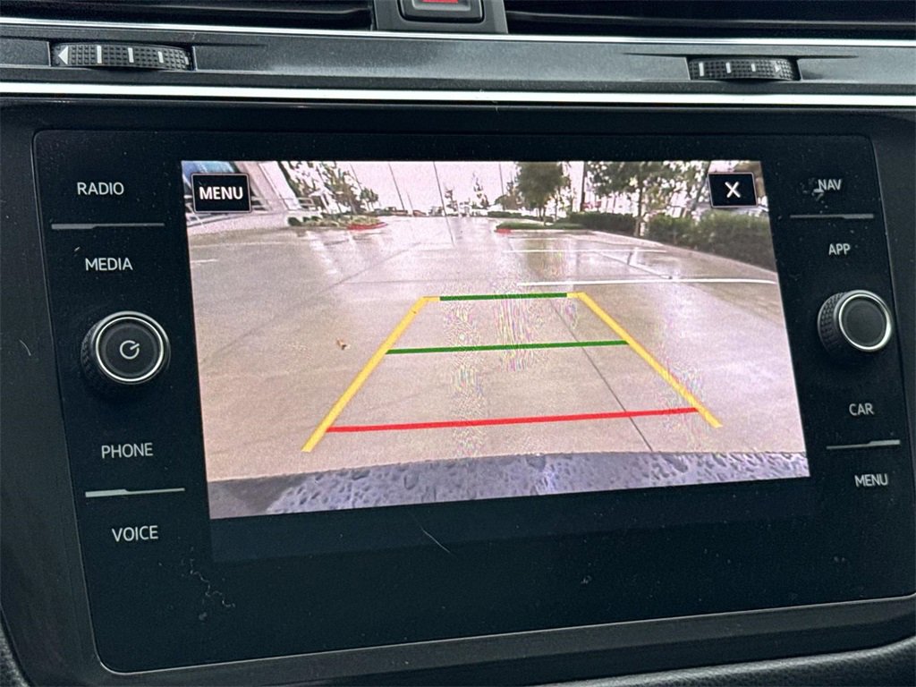 Used 2019 Volkswagen Tiguan SEL image 14