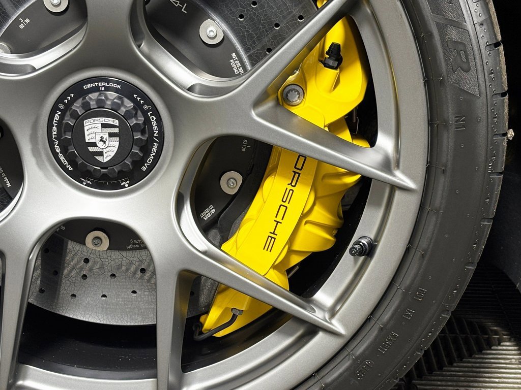 New 2026 Porsche 911 GT3 image 40