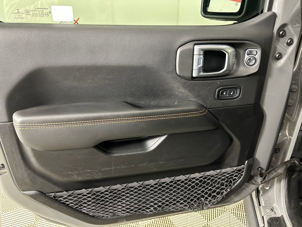 Used 2021 Jeep Gladiator Mojave AWD/4WD image 12