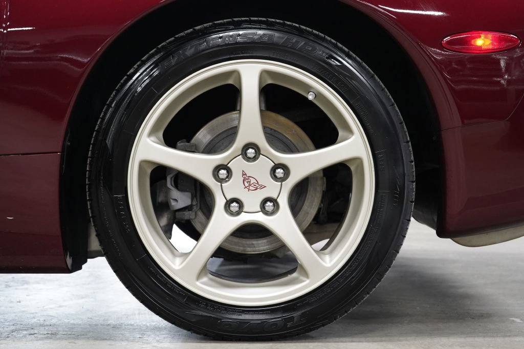 Used 2003 Chevrolet Corvette Convertible w/ Preferred Equipment Group1 RWD image 33