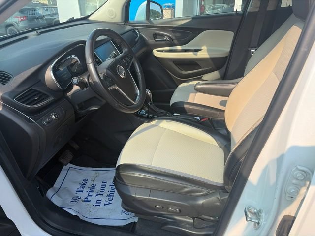 Used 2021 Buick Encore Preferred w/ Safety Package II AWD/4WD image 7