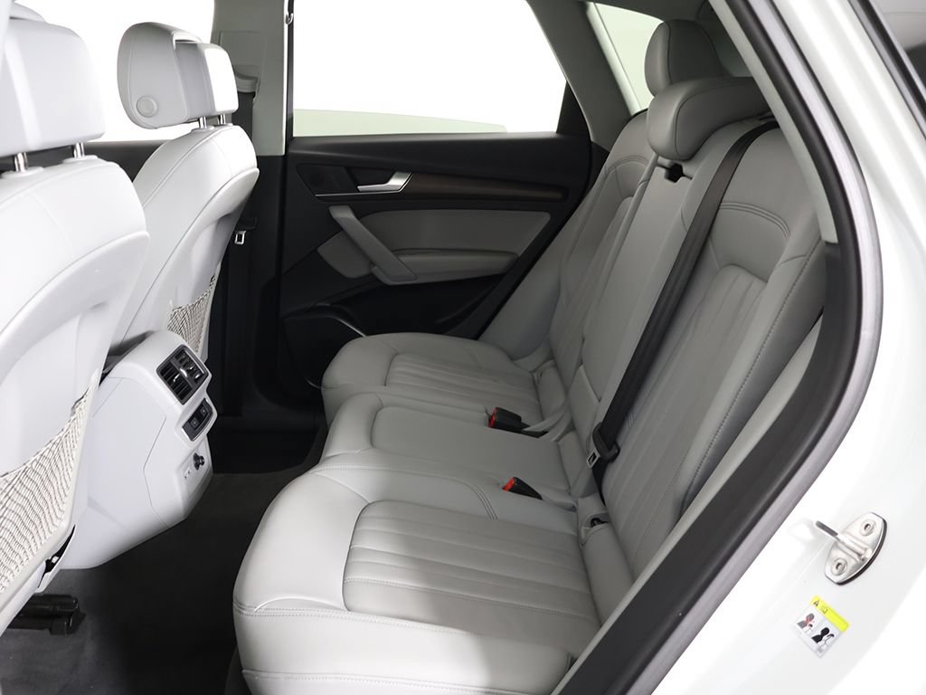 Used 2022 Audi Q5 2.0T Premium AWD/4WD image 37