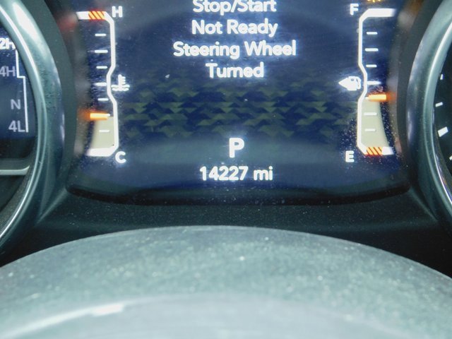 Used 2023 Jeep Gladiator Willys image 17