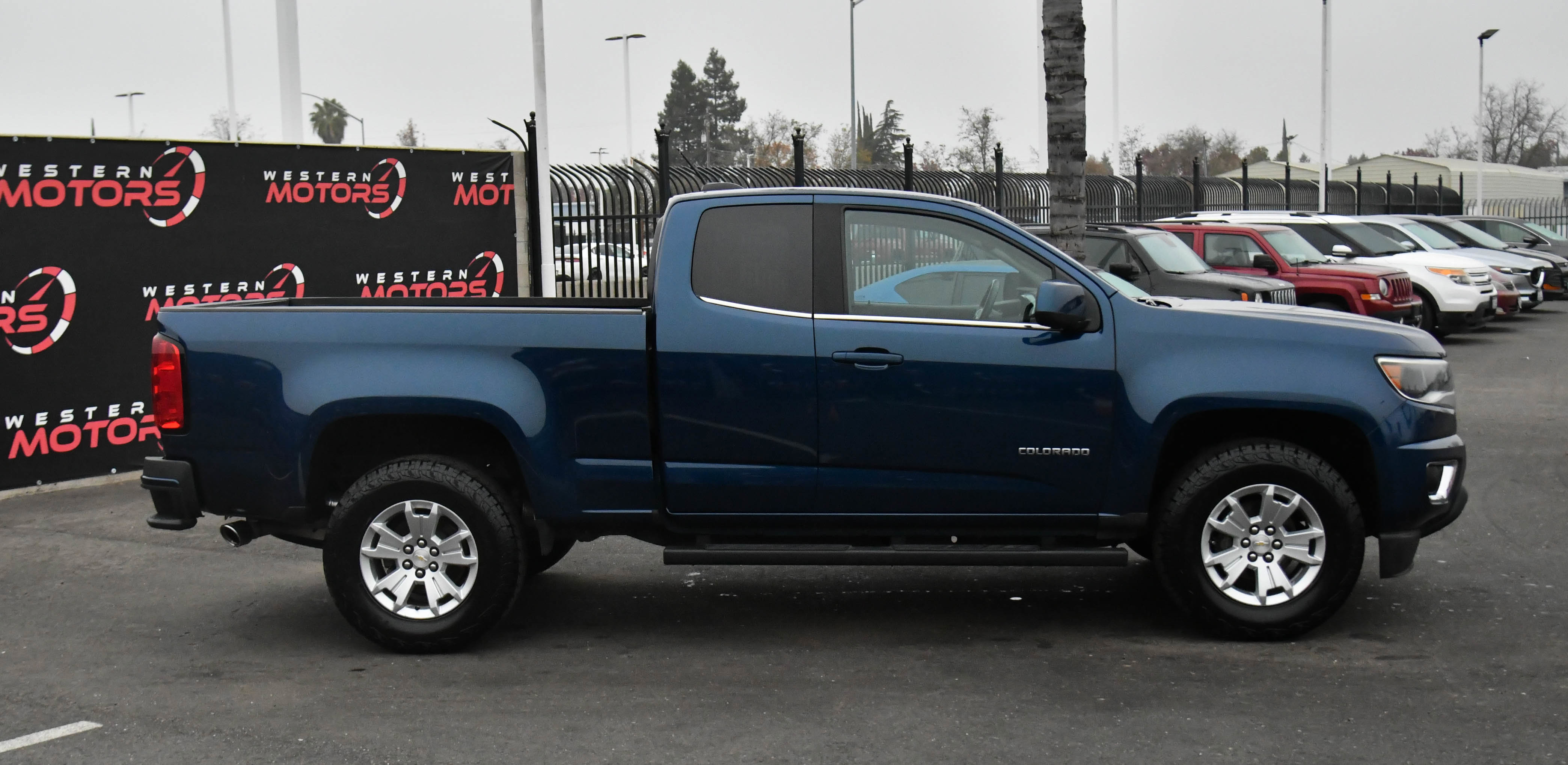 Used 2019 Chevrolet Colorado LT w/ LT Convenience Package image 9