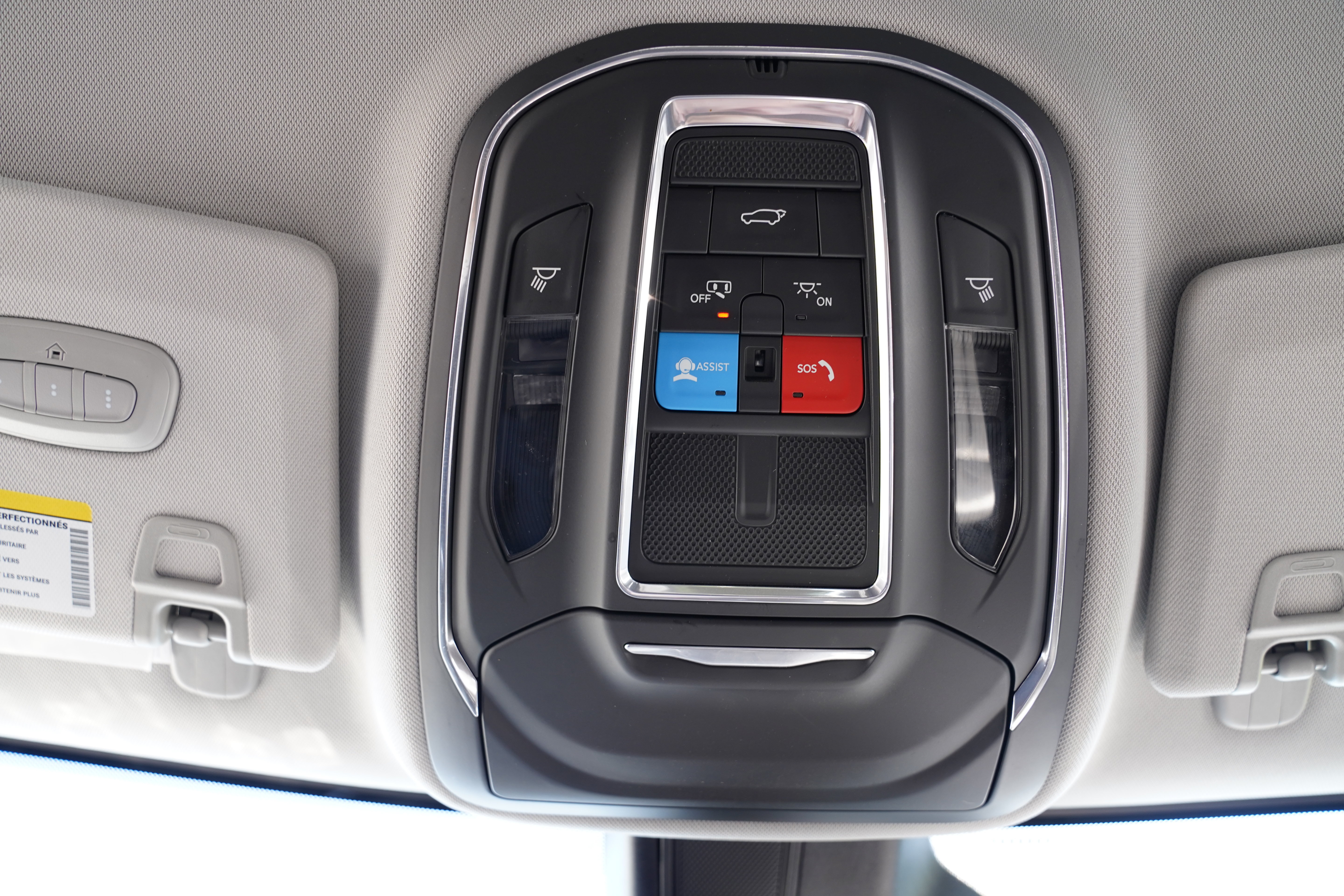Used 2023 Jeep Grand Cherokee Limited AWD/4WD image 29