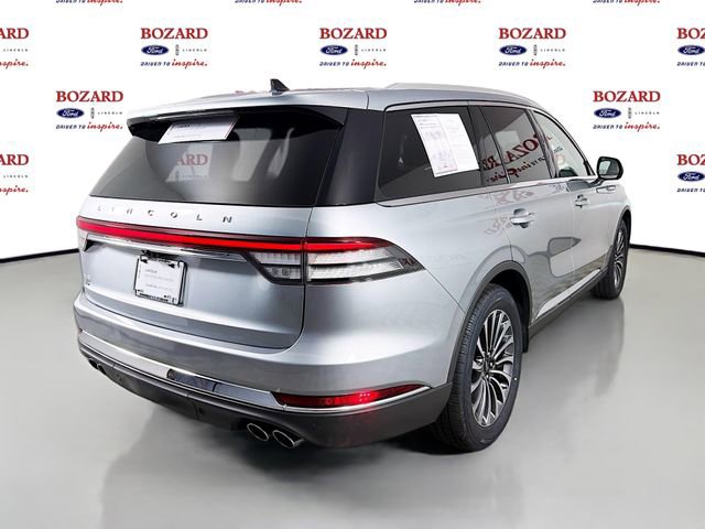 Used 2023 Lincoln Aviator Reserve w/ Class IV Trailer Tow Package image 8
