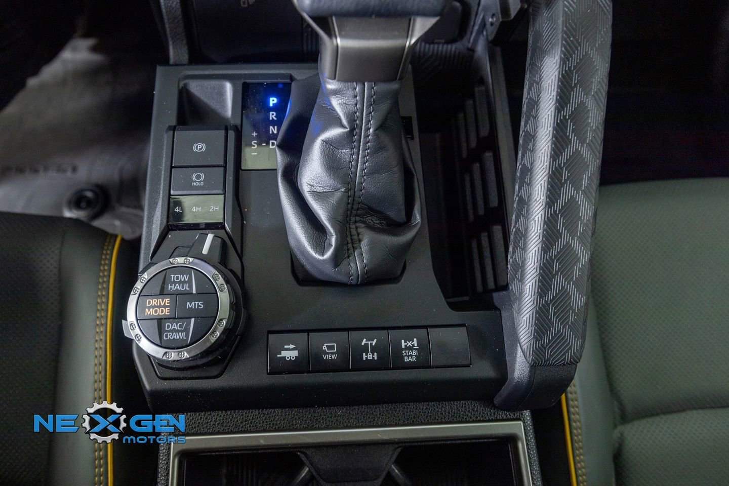 Used 2025 Toyota 4Runner Trailhunter image 21