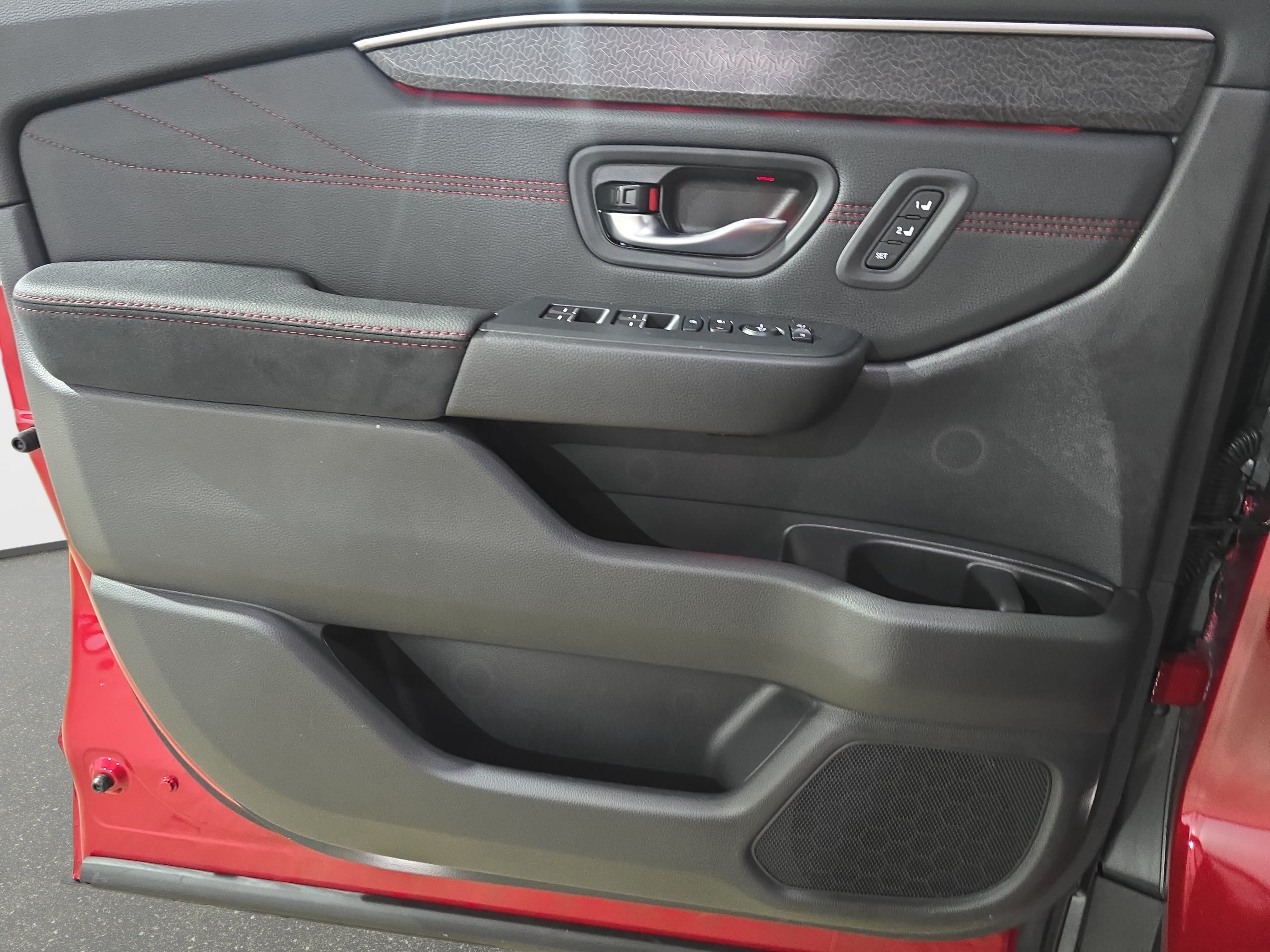 Used 2026 Honda Pilot Black Edition image 24