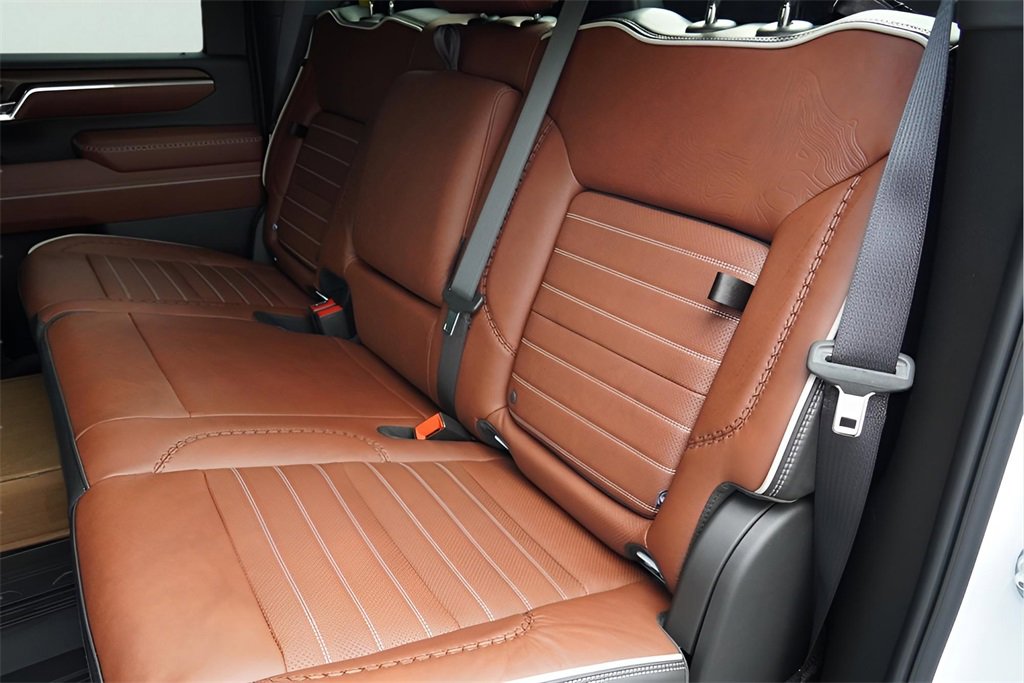 New 2026 GMC Sierra 3500 Denali Ultimate image 31