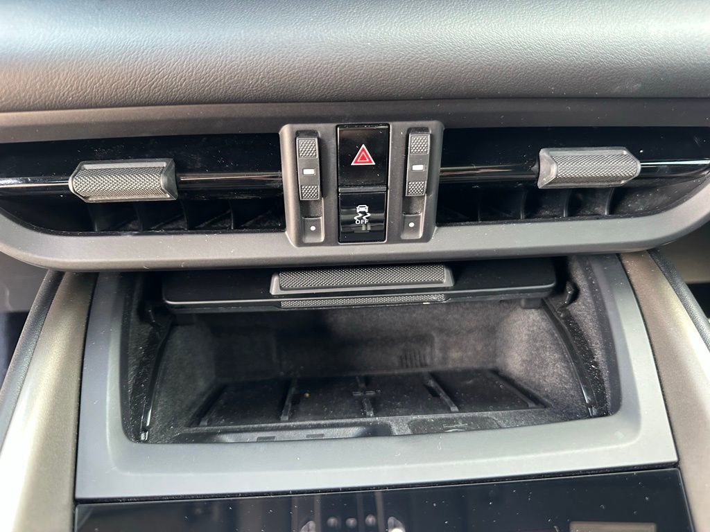 Certified 2024 Porsche Macan Turbo Electric image 26