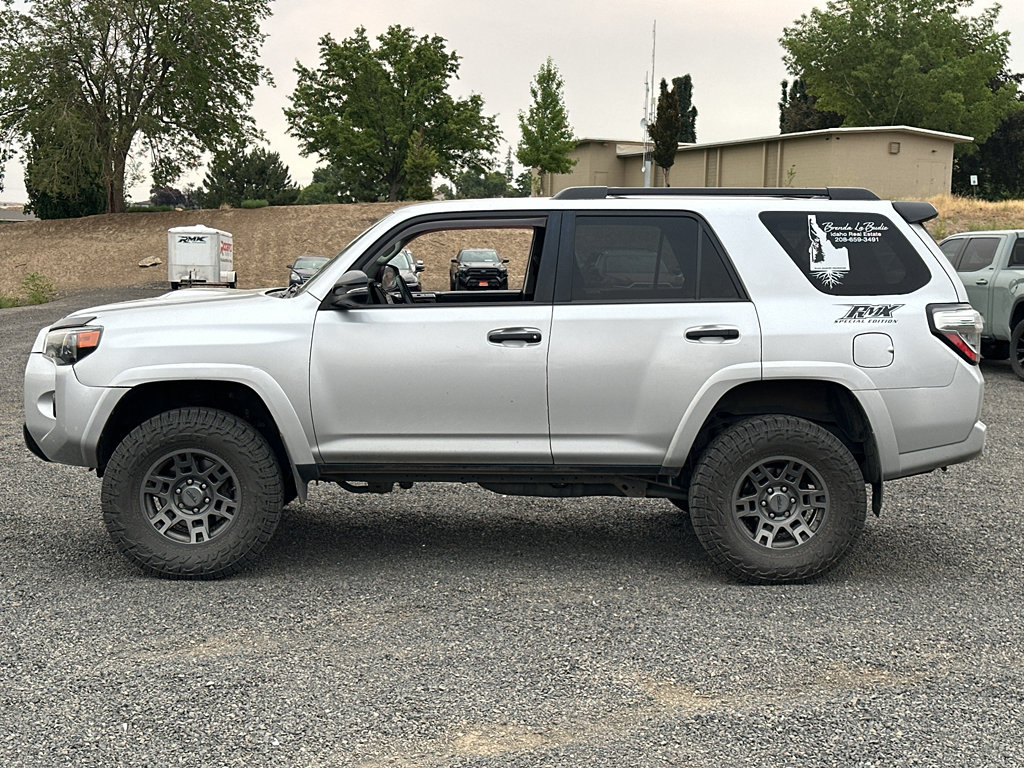 Certified 2020 Toyota 4Runner Venture AWD/4WD image 8