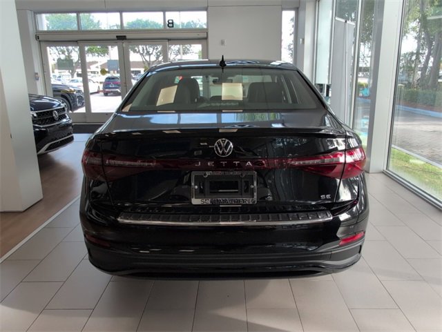 New 2025 Volkswagen Jetta SE image 9