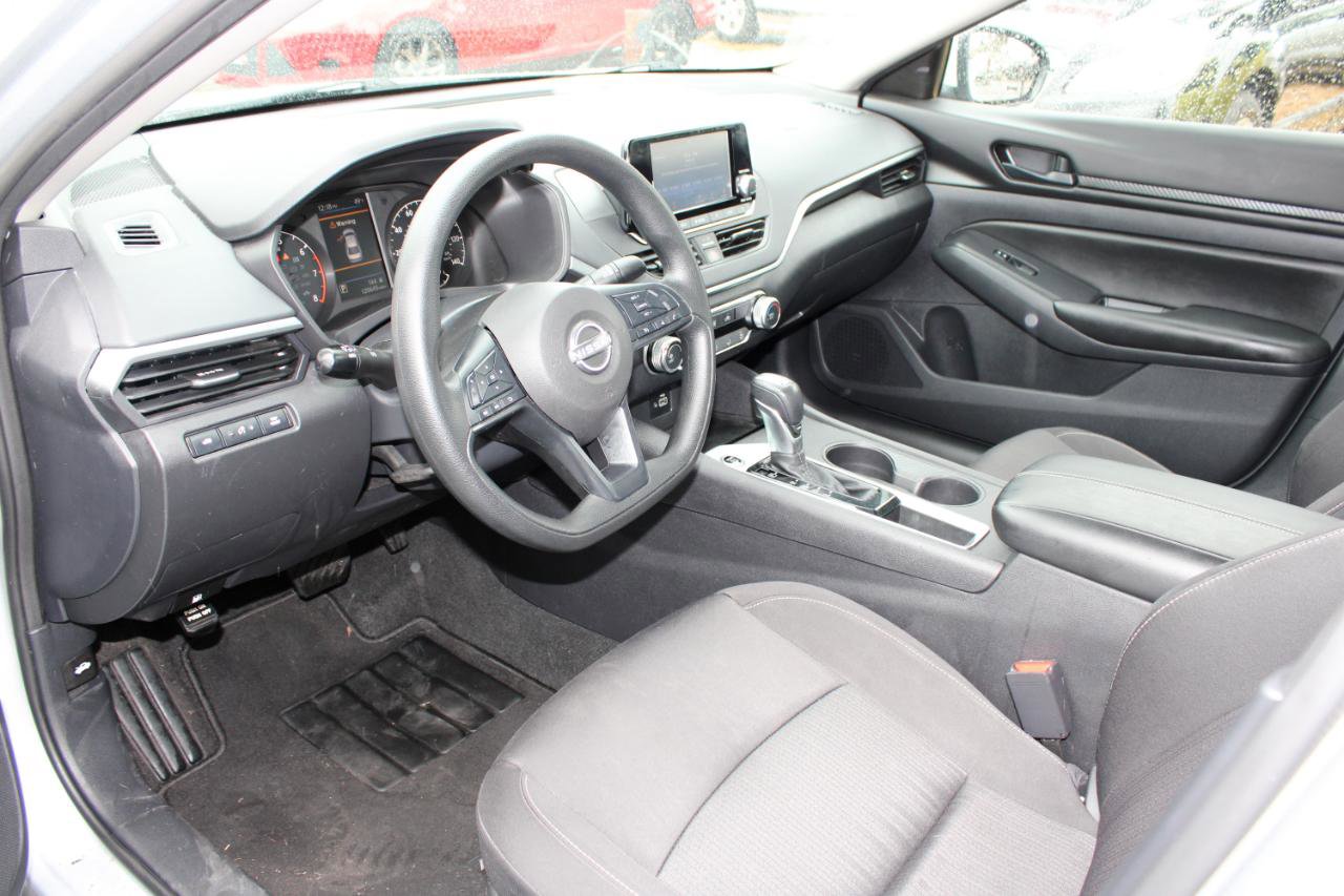 Used 2023 Nissan Altima 2.5 S image 12