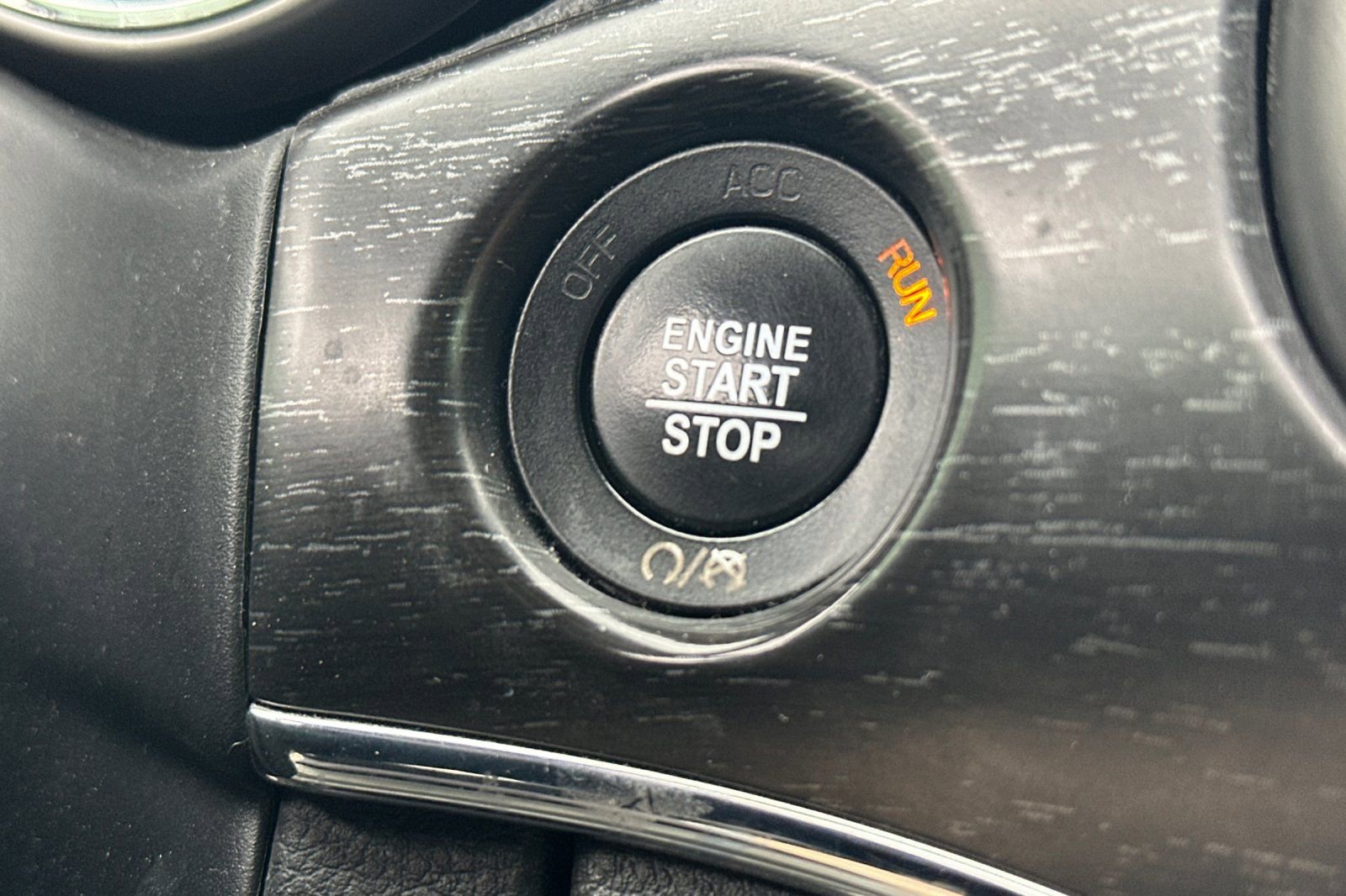 Used 2018 Jeep Grand Cherokee Limited image 35