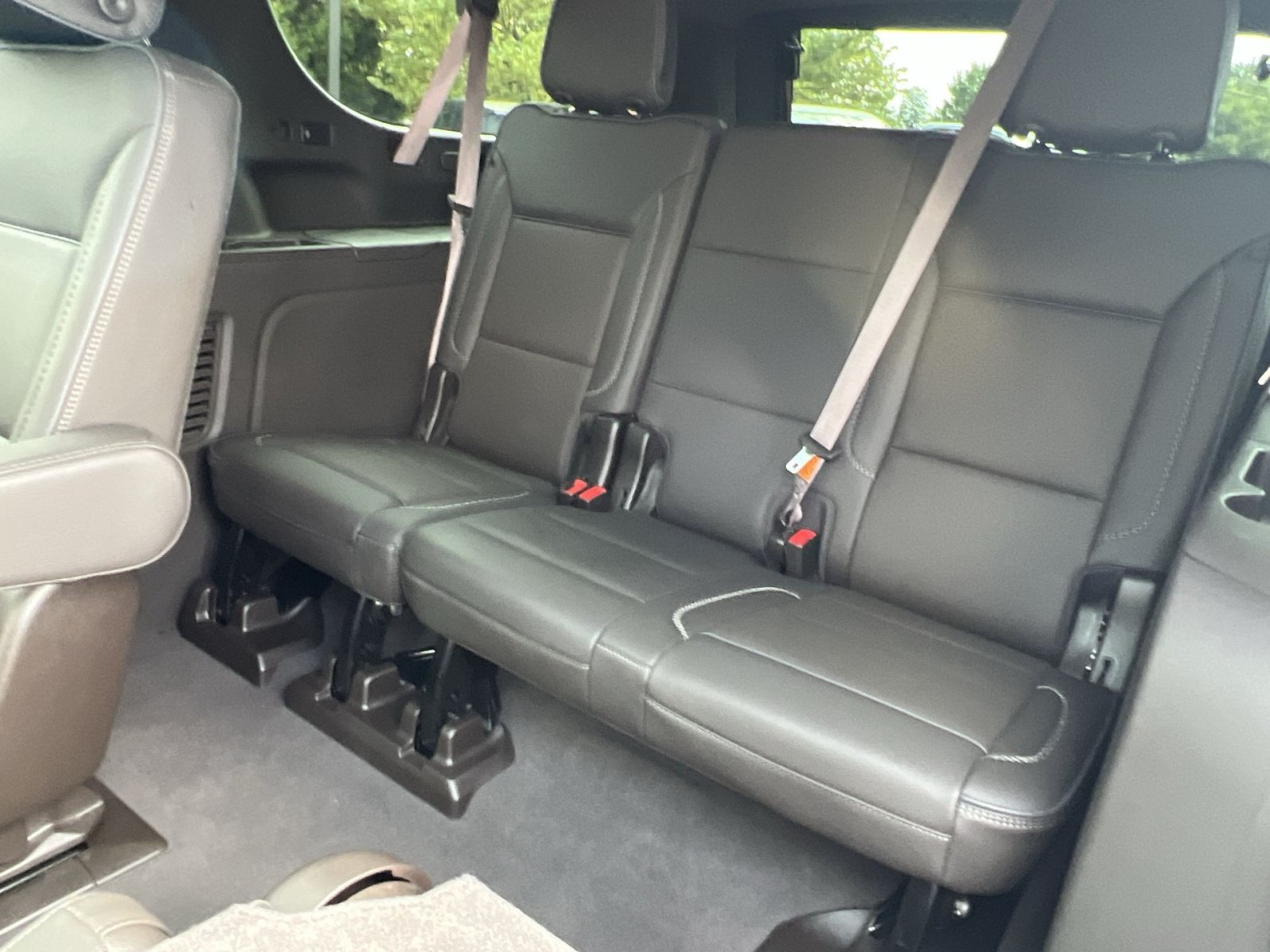 Used 2022 GMC Yukon XL Denali AWD/4WD image 25