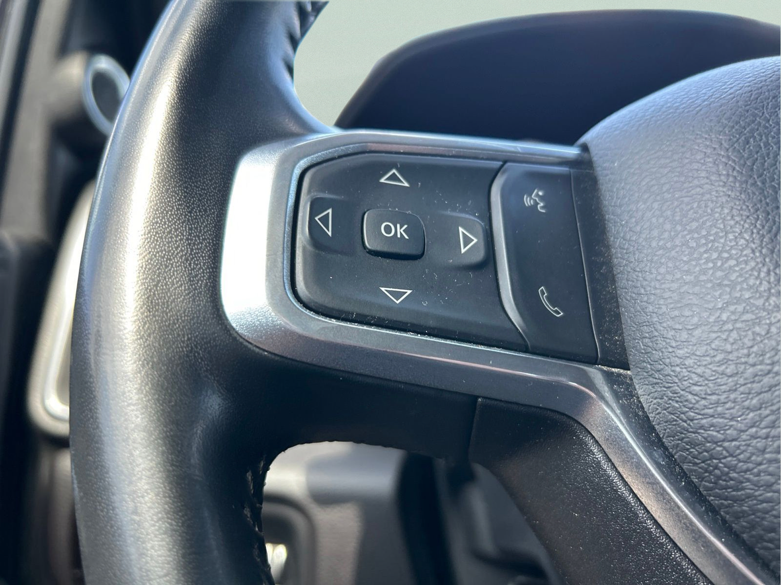 Certified 2023 RAM 2500 Laramie AWD/4WD image 28