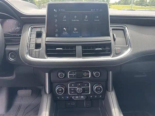 Used 2024 Chevrolet Tahoe Premier w/ Premium Package AWD/4WD image 14