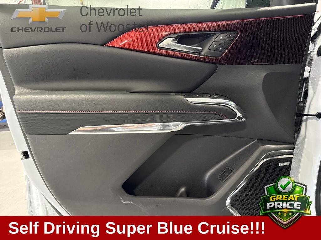 New 2026 Chevrolet Traverse RS w/ LPO, Floor Liner Package AWD/4WD image 25