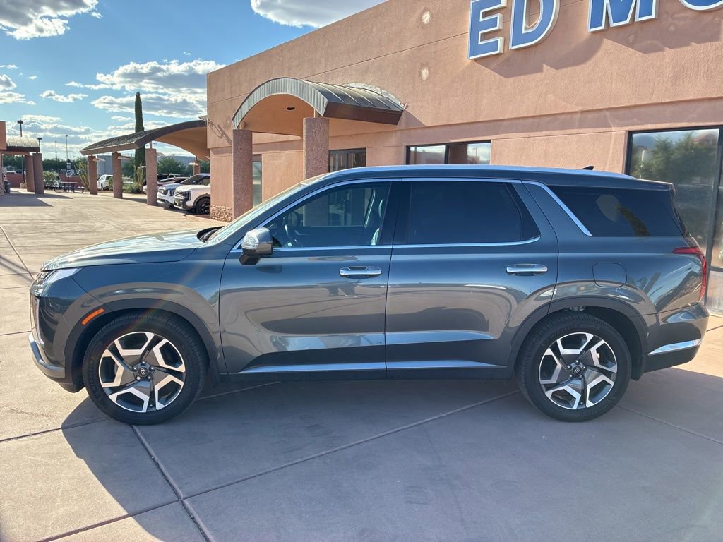 Used 2023 Hyundai Palisade Limited image 5