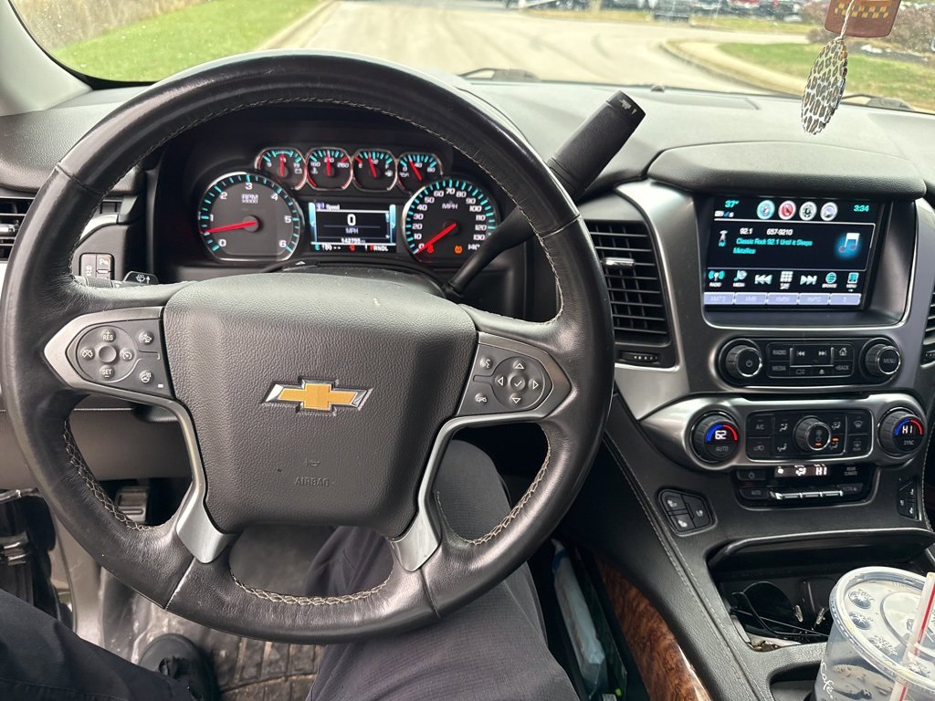 Used 2017 Chevrolet Suburban Premier image 10