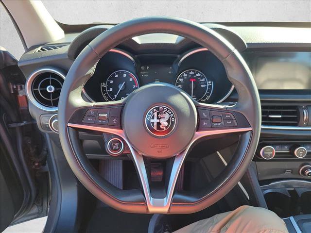 Used 2018 Alfa Romeo Stelvio AWD image 20
