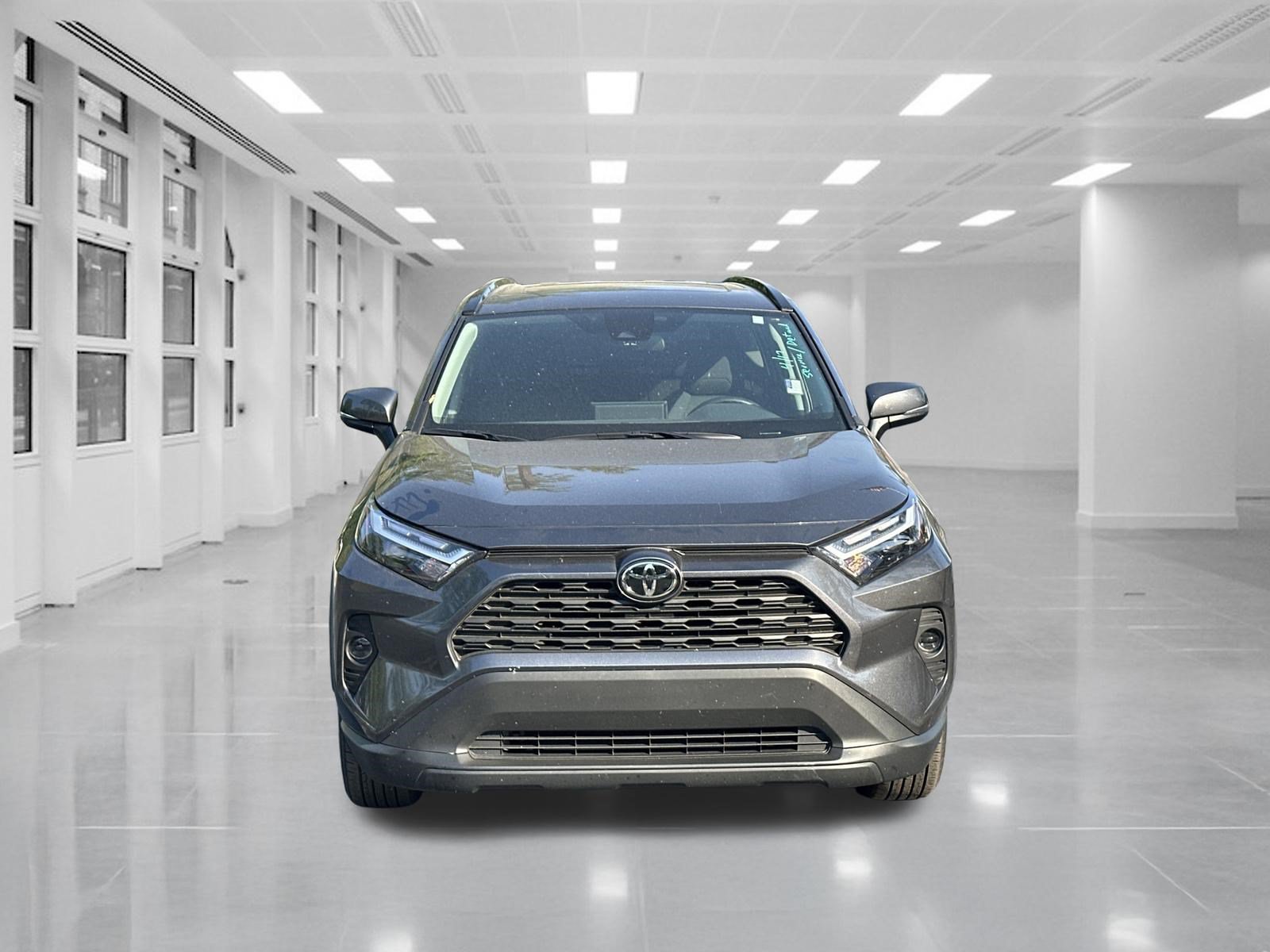 Used 2025 Toyota RAV4 XLE w/ Convenience Package FWD image 2