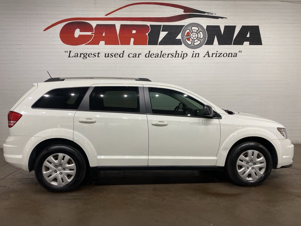 Used 2017 Dodge Journey SE w/ Flexible Seating Group image 1