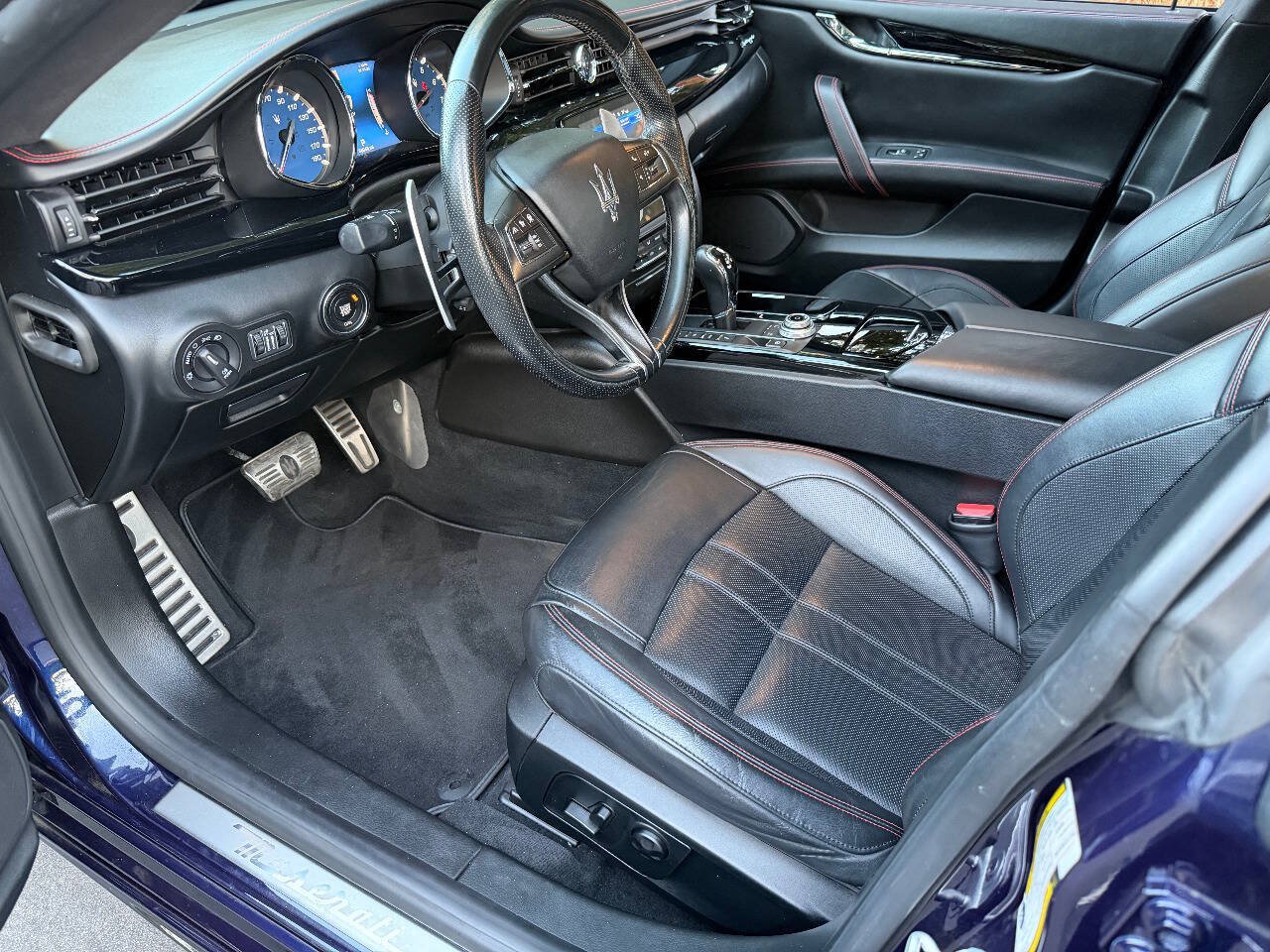 Used 2018 Maserati Quattroporte S GranSport RWD image 12